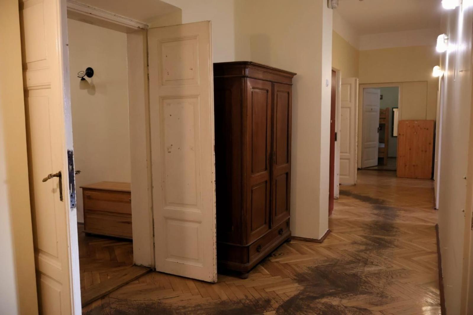 50 People Apartment クラクフ エクステリア 写真